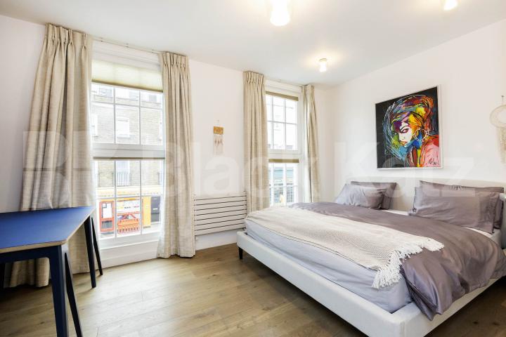 Spacious 4 bed 2 bath set in a period conversion close to Euston St  Drummond Street, Camden / Euston